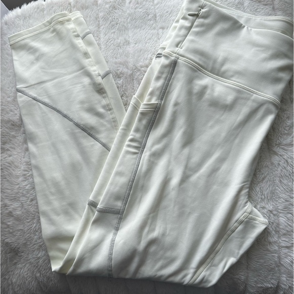 Therma-Flex HW Reflective Pocket Legging - Picture 6 of 8